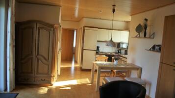Apartment, Ground Floor | In-room dining