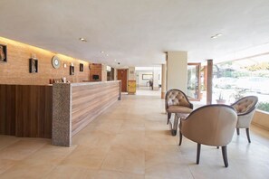 Lobby - Hotel Sai Palace Budget (Rahata)