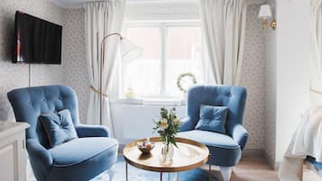 Double Room, Private Bathroom (Ida) | Blackout curtains, soundproofing, iron/ironing board, rollaway beds