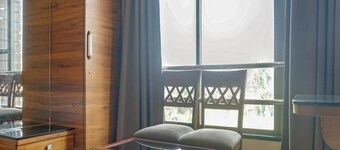 Hotel Maval Grand