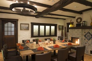 Dinner served - Hotel Meiners (Hatten)