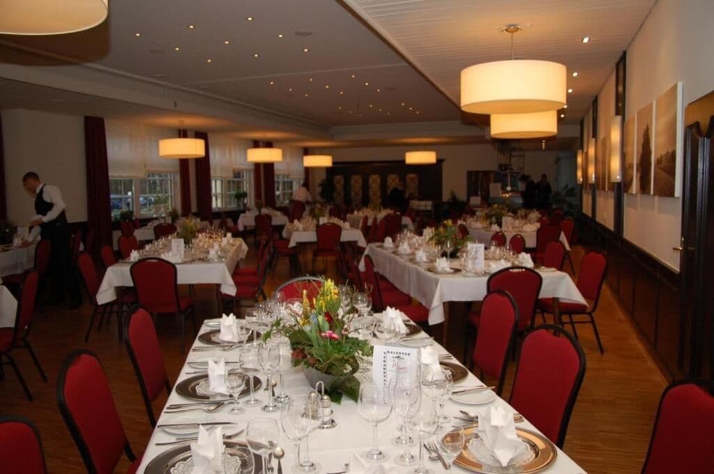 banquet hall