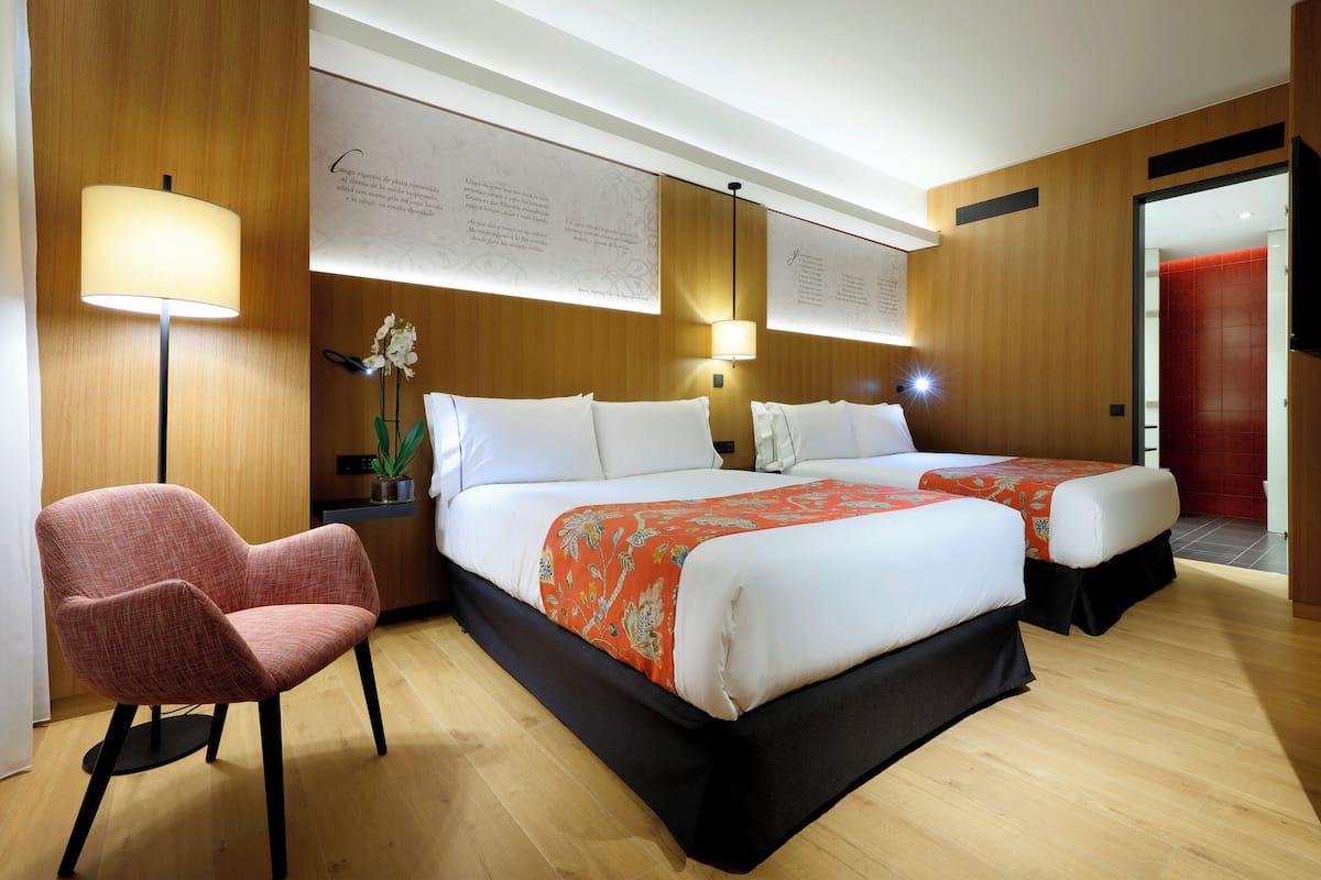 1 Schlafzimmer, Minibar, Zimmersafe, Schreibtisch