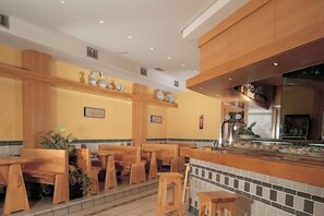 Bar (in der Unterkunft)