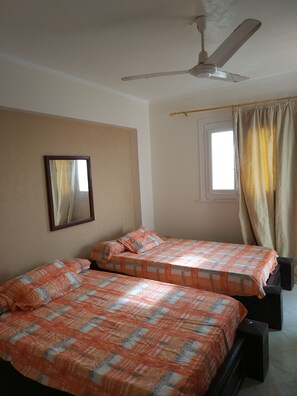 Apartemen Keluarga, 3 kamar tidur, Boleh Merokok, pemandangan laut | 3 kamar tidur dan didekorasi berbeda-beda