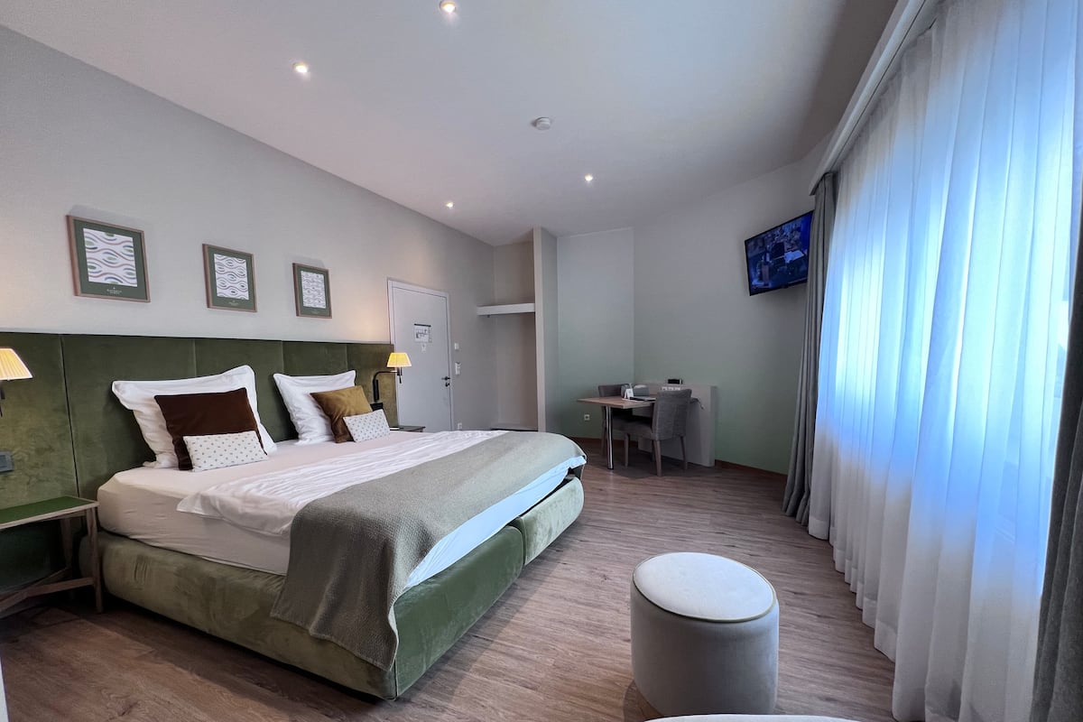 Studio Apartment 'Zenzi' | 1 bedroom, premium bedding, memory foam beds, in-room safe