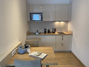 Deluxe Apartment 'Veronika' | In-room dining
