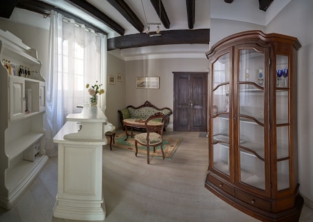 ๋ก๋น ์ข์ ๊ณต๊ฐ