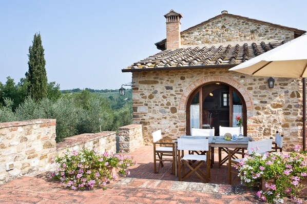 高级公寓, 2 间卧室 (Duplex) | 露台