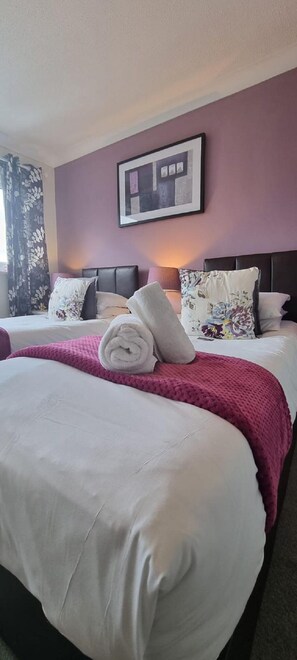 Premium Double Room, 1 Double Bed, Non Smoking, City View | 1 bedroom, premium bedding, individually decorated
