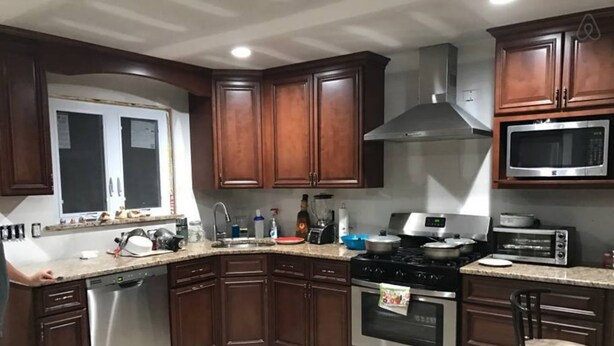 Room, 1 Queen Bed | Shared kitchen | Full-sized fridge, oven, stovetop, dishwasher - House - Private Room 1- Near NYC/EWR/OutletMall (Roselle)