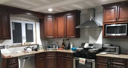 House - Private Room 1- Near NYC/EWR/OutletMall