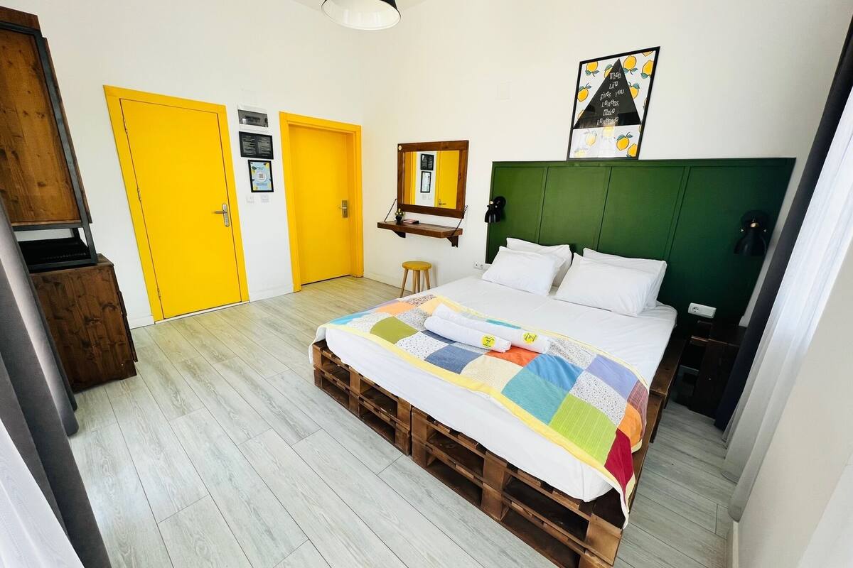 1 bedroom, soundproofing, free wifi, bed sheets