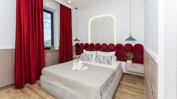 1 bedroom, premium bedding, blackout curtains, soundproofing