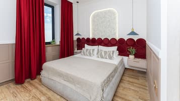Quarto casal luxo | 1 quarto, roupas de cama premium, cortinas blackout