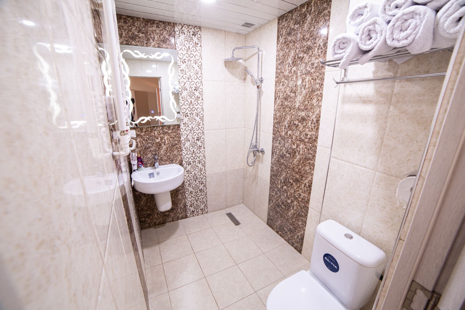 Photo - Alex Hotel