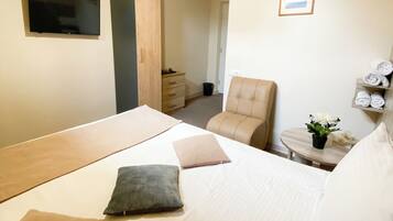 Standard-Doppelzimmer | 1 Schlafzimmer, hochwertige Bettwaren, Verdunkelungsvorhänge