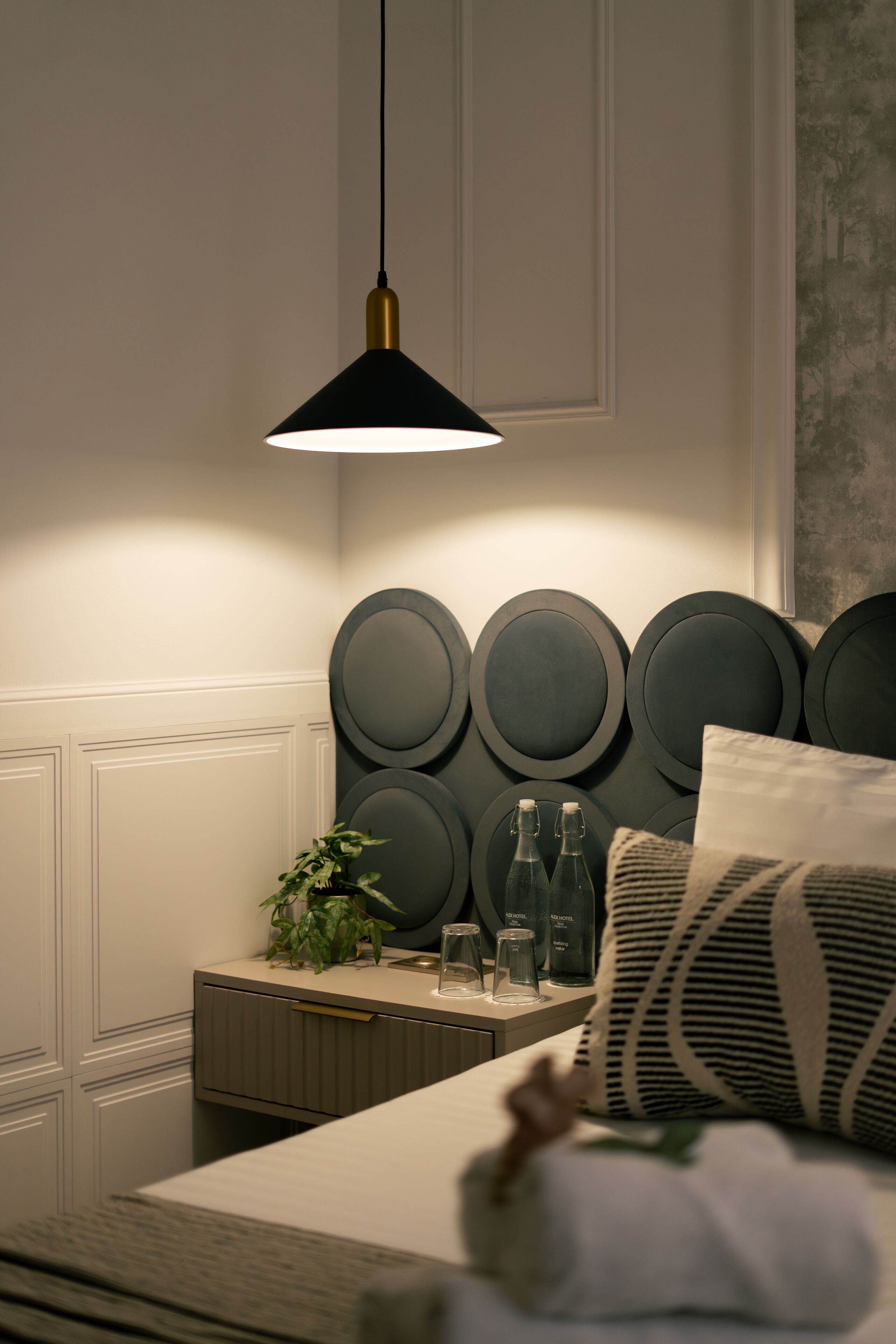 1 habitación, ropa de cama de alta calidad y cortinas blackout 