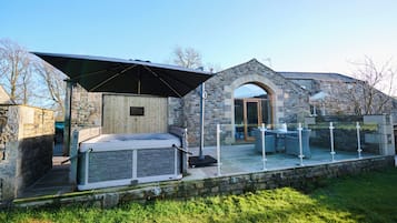 Super Deluxe Double Suite (Malhamdale) | Terrace/patio