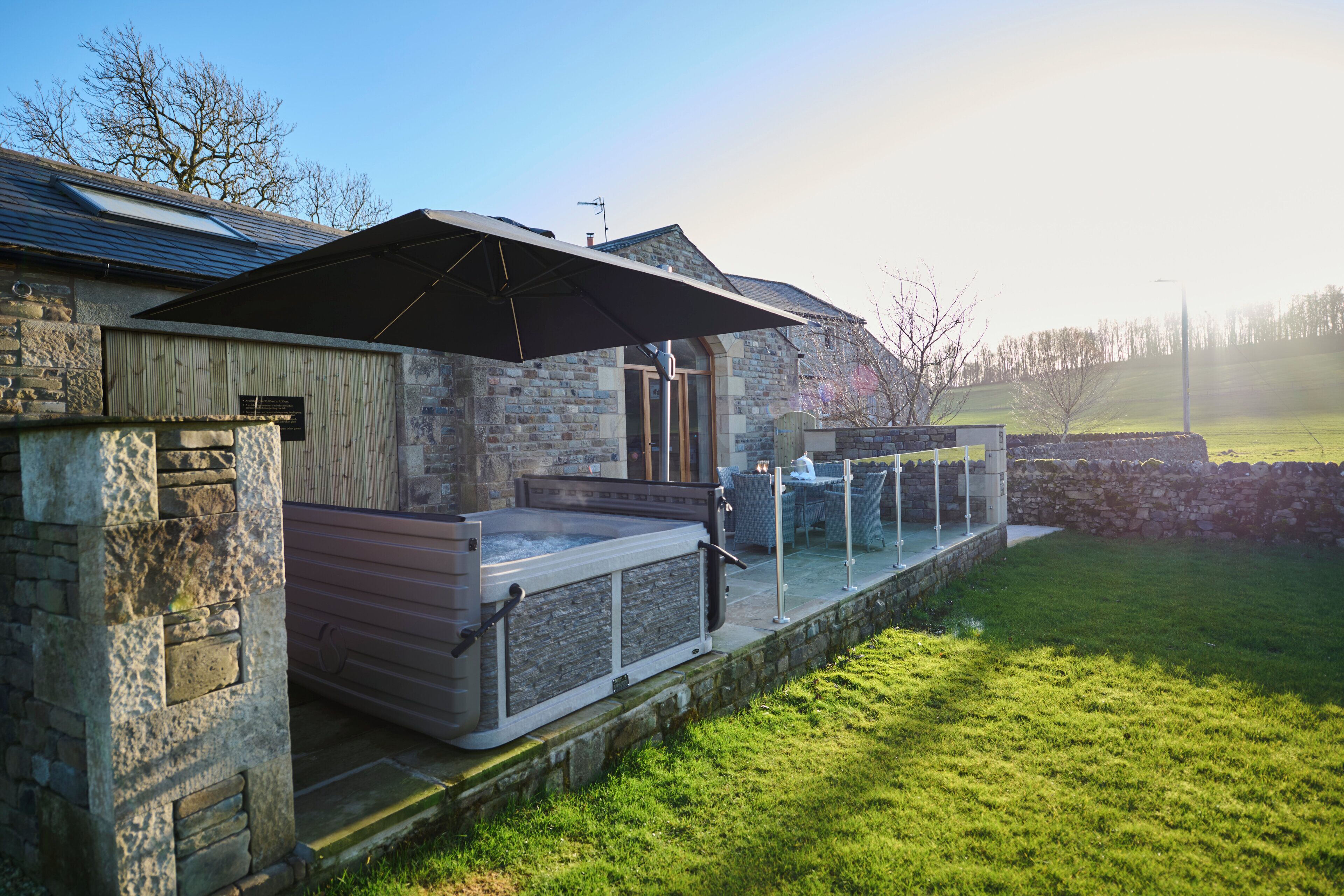 Super Deluxe Double Suite (Malhamdale) | Terrace/patio
