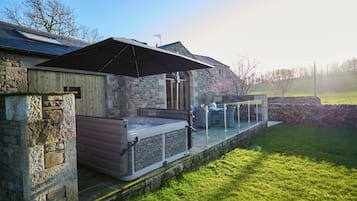 Super Deluxe Double Suite (Malhamdale) | Terrace/patio