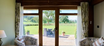 GreenGrove Country House B&B