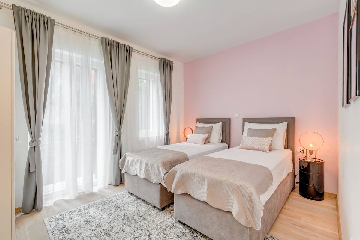 华丽双人房, 阳台 (London) | 1 多间卧室、高档床上用品、迷你吧、客房内保险箱