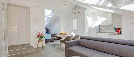 Télévision à écran plat