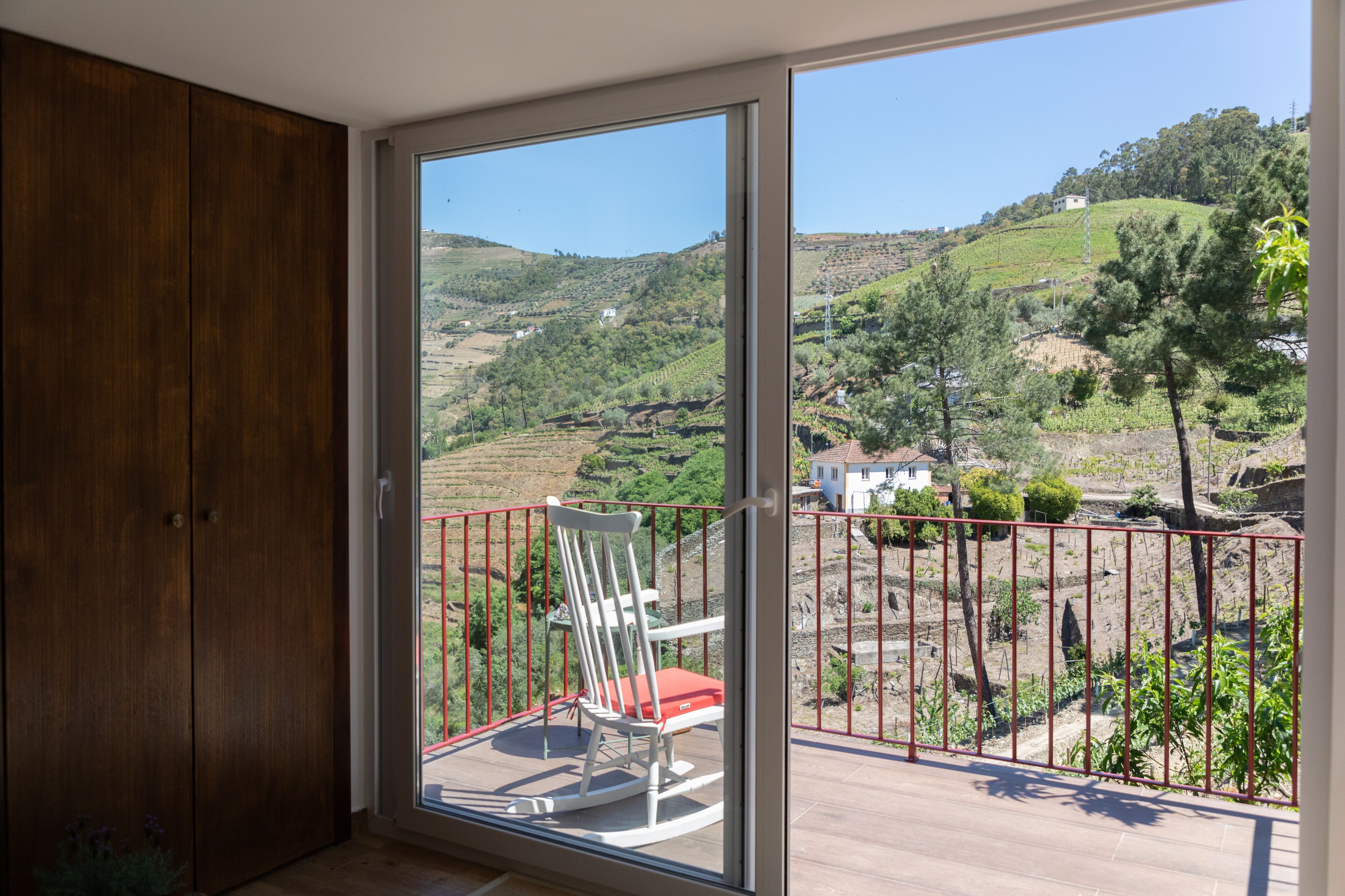 Casa Caseiro - Cottage, bedroom; kitchen | Udsigt fra værelset