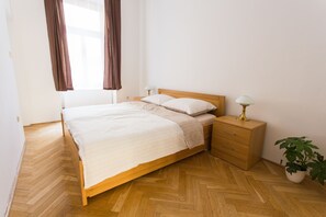 アパートメント | 1 室のベッドルーム、遮光カーテン、アイロン / アイロン台、WiFi (無料)