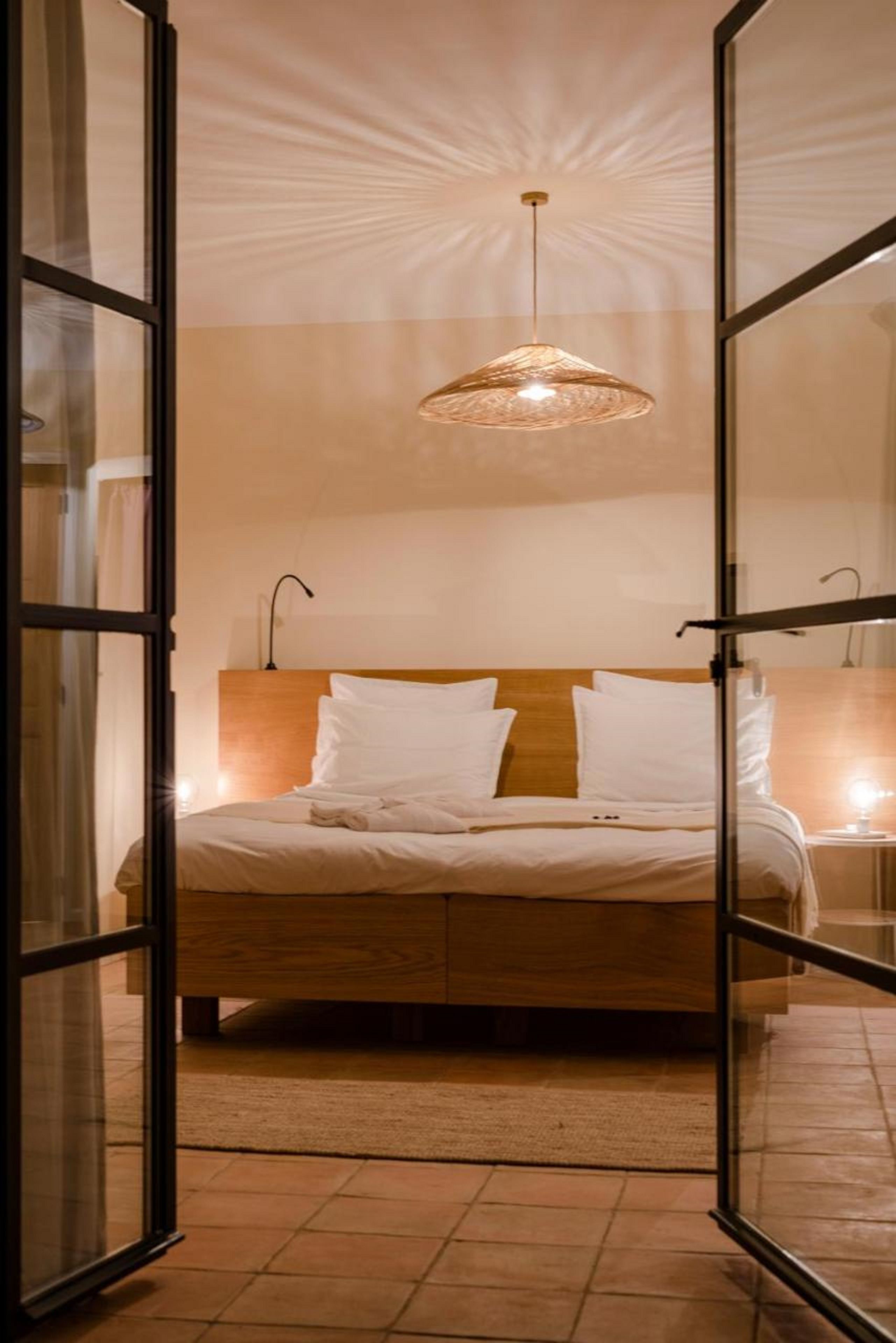 Superior kamer, 1 twee- of 2 eenpersoonsbedden, terras | Individueel gedecoreerd, individueel gemeubileerd