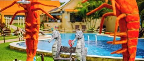 Outdoor pool, sun loungers