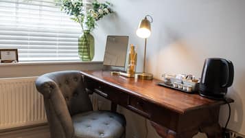Standard Double Room | Desk, iron/ironing board, free WiFi, bed sheets