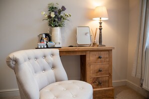 Traditional Double Room, 1 King Bed, Ensuite