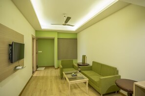 Televisión LED de 32 pulgadas con canales por satélite, una televisión