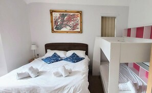 Familienzimmer, mit Bad