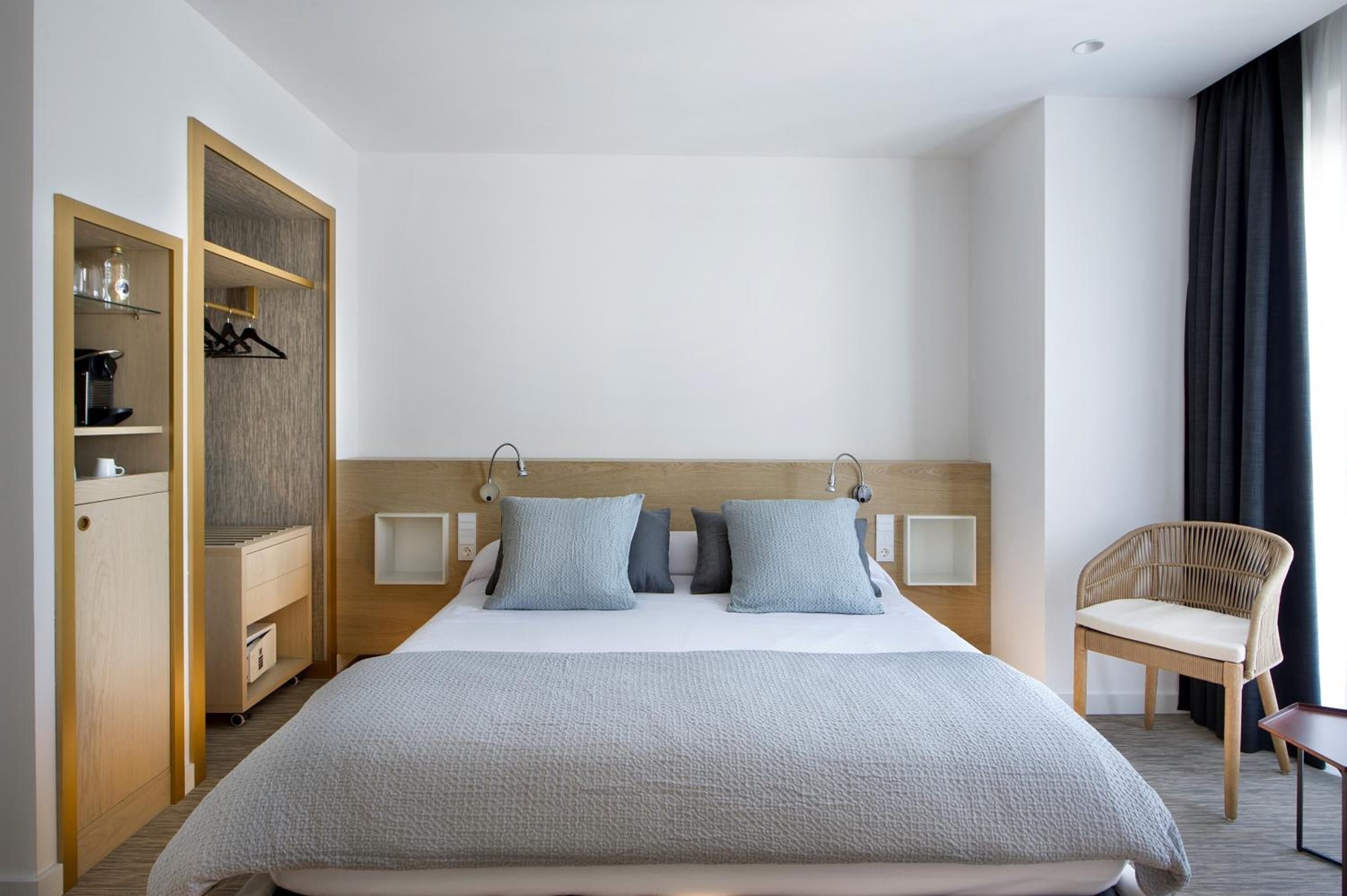 in-room safe, soundproofing, iron/ironing board, free wifi