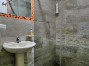 Shower, towels