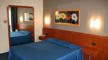 Minibar, coffres-forts dans les chambres, bureau, Wi-Fi gratuit