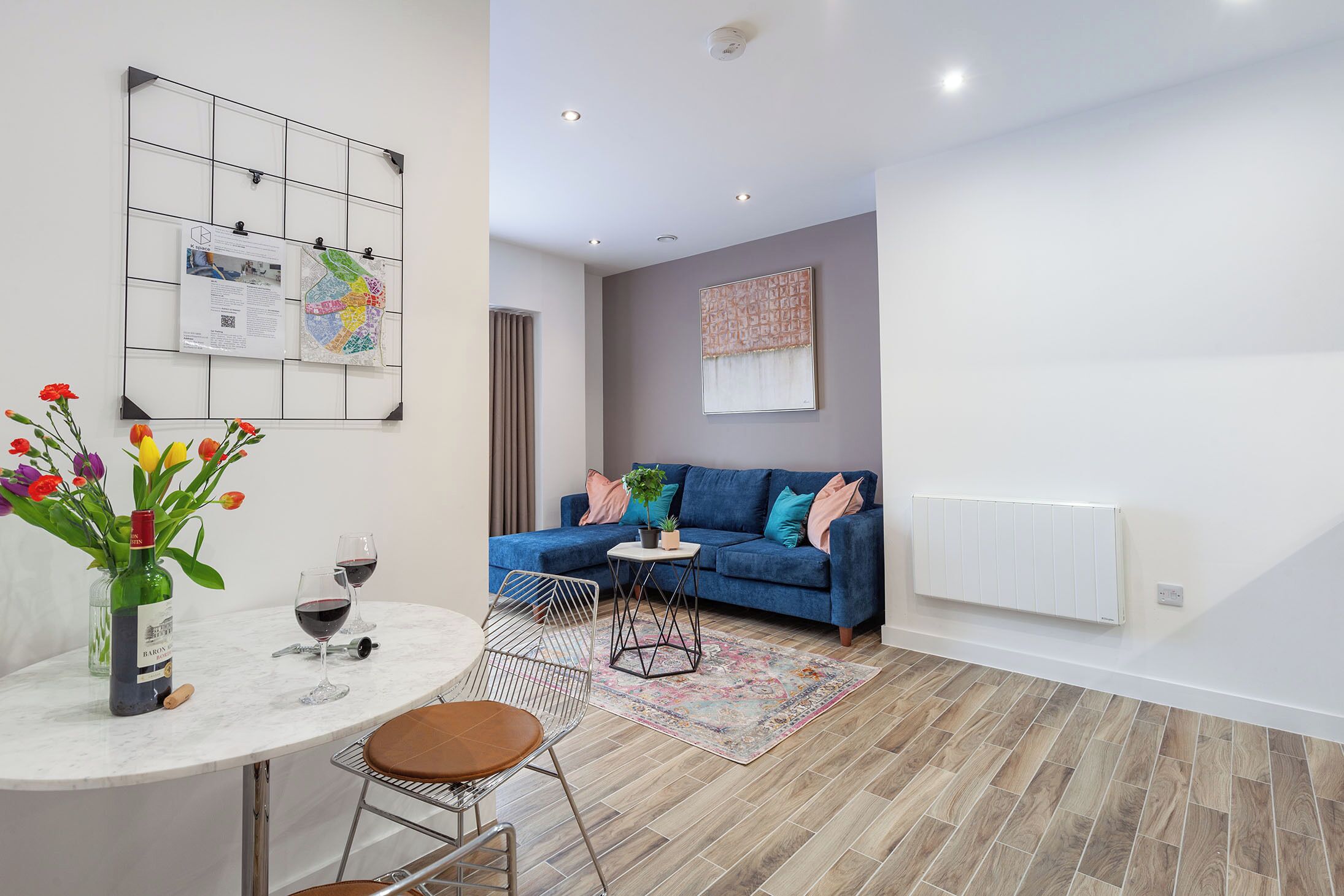 Superior Apartment | Living area | Flat-screen TV