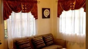 Townhome, 2 Bedrooms | Living room | 32-inch flat-screen TV with digital channels, TV