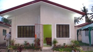Unclassified image, 4 of 10, button - Roy's Townhouse (General Santos)
