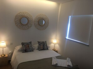 Departamento, 2 habitaciones, Terraza | Insonorización, wifi gratis, ropa de cama y acceso para silla de ruedas