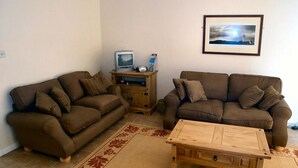 Living area - Beach Court 25 (Saundersfoot)
