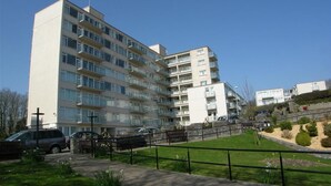 Exterior - Croft Court 52 (Tenby)
