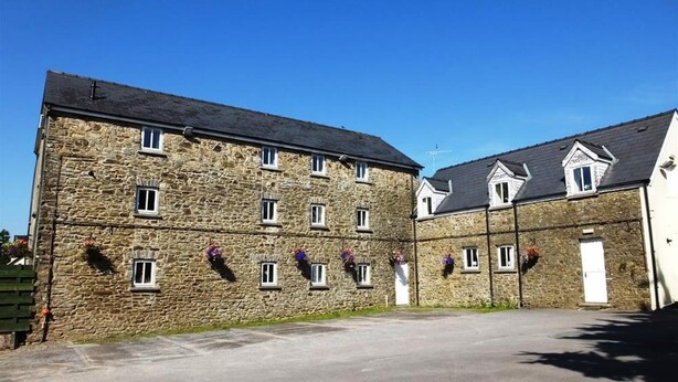 Unclassified image, 1 of 7, button - Cosheston Apartments 5 (Pembroke)