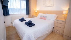 2 bedrooms