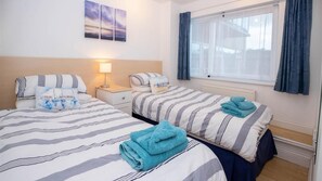 2 bedrooms - Croft Court 45 (Tenby)