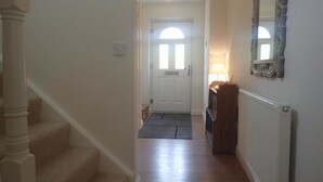 Interior - Clos Yr Ysgol 3 (Narberth)