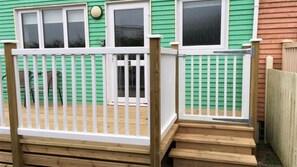 Exterior detail - Freshwater Bay 13 (Pembroke)